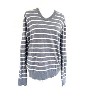 Aeropostale Gray & White Stripe Long Sleeve V-Neck Knit Sweater size L